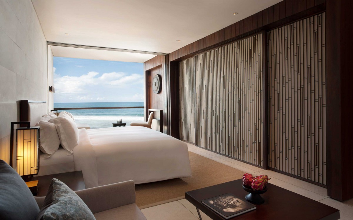 DELUXE OCEAN SUITE
