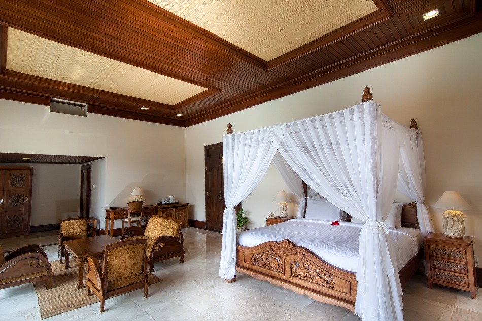ONE BEDROOM POOL VILLA