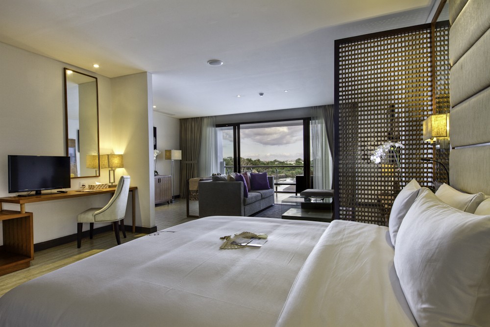 ONE BEDROOM WITH POOL