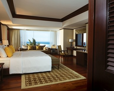TWO BEDROOM ROYAL SUITE OCEAN VIEW