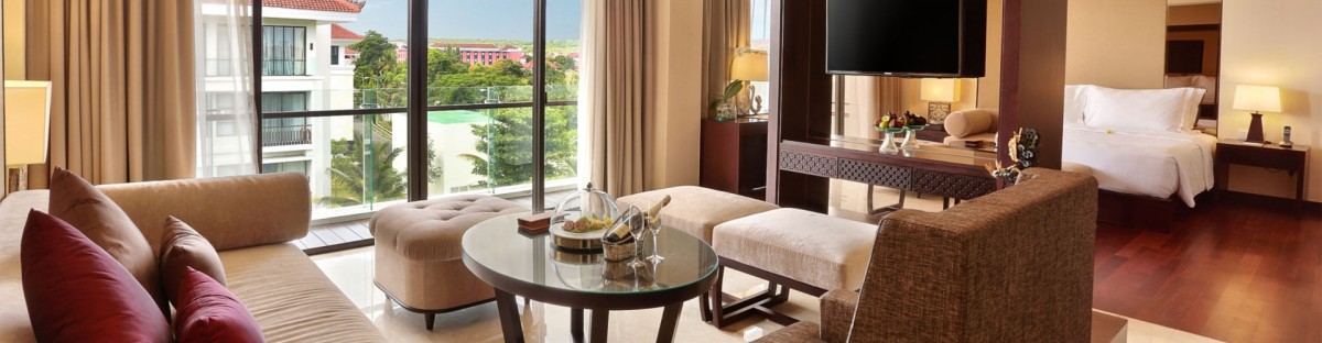 EXECUTIVE SUITE
