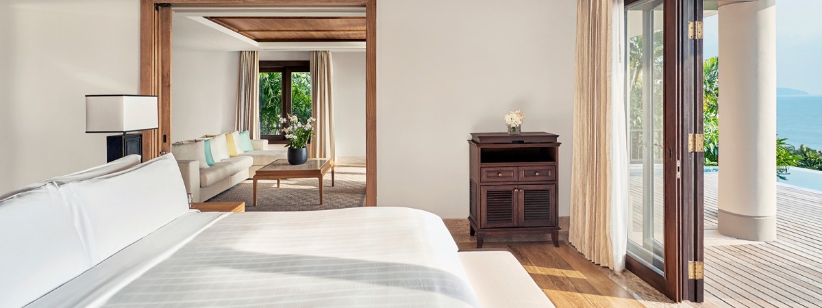 SIGNATURE OCEAN VIEW POOL SUITE