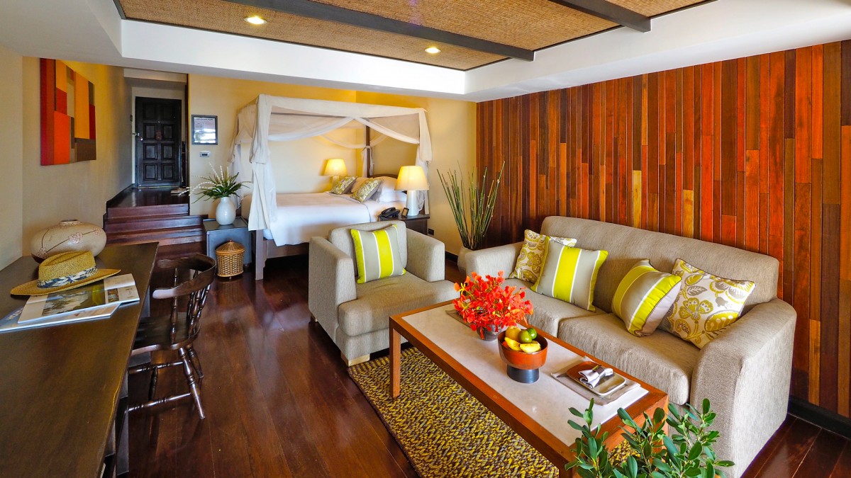 BEACHFRONT SUITE