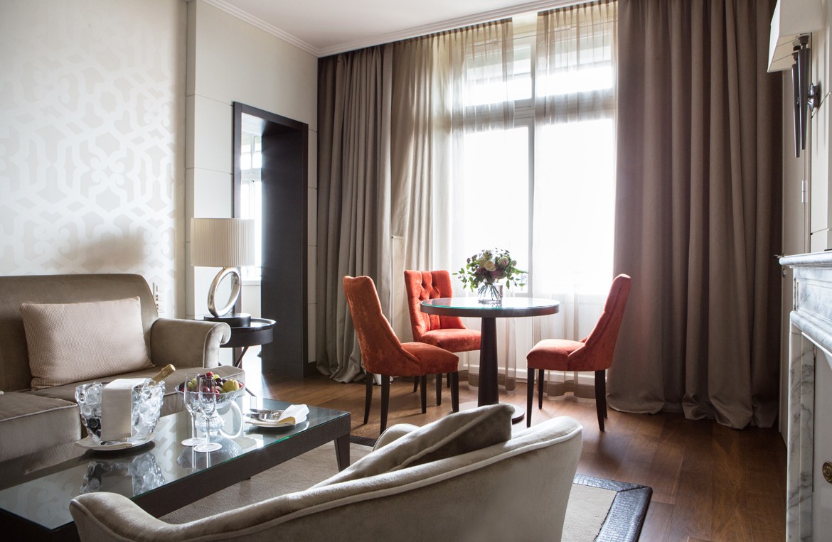 SUITE LAKE VIEW