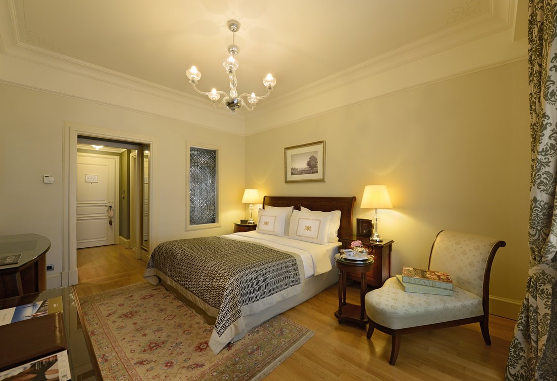 DELUXE GOLDEN HORN SIDE ROOM